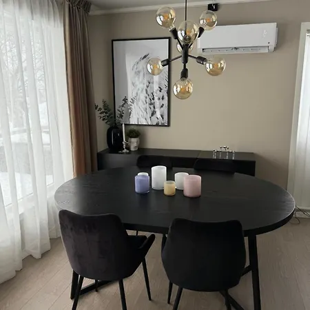 Hus Med 2 Soverom * Sortland